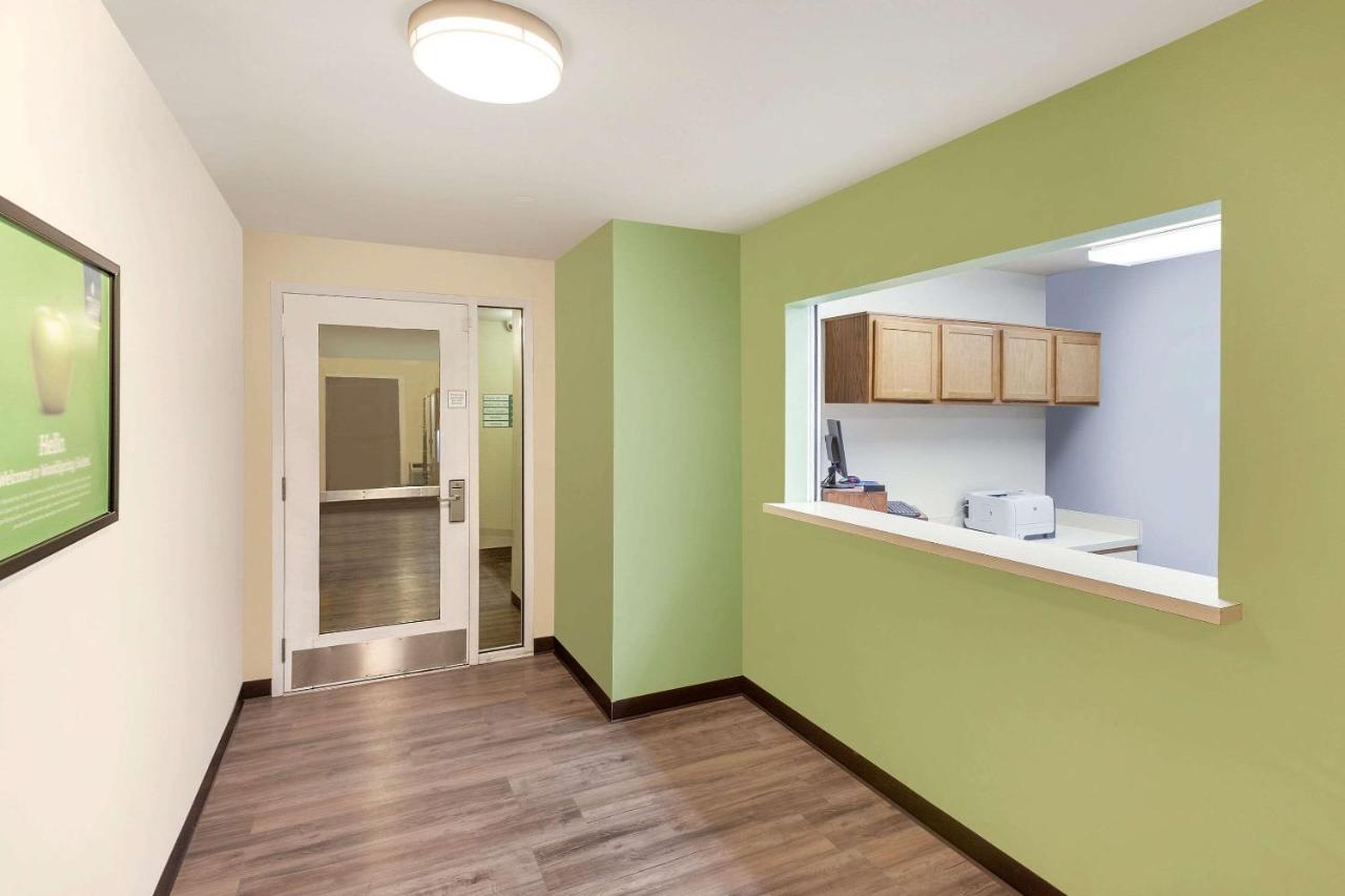 Woodspring Suites Council Bluffs Exterior photo
